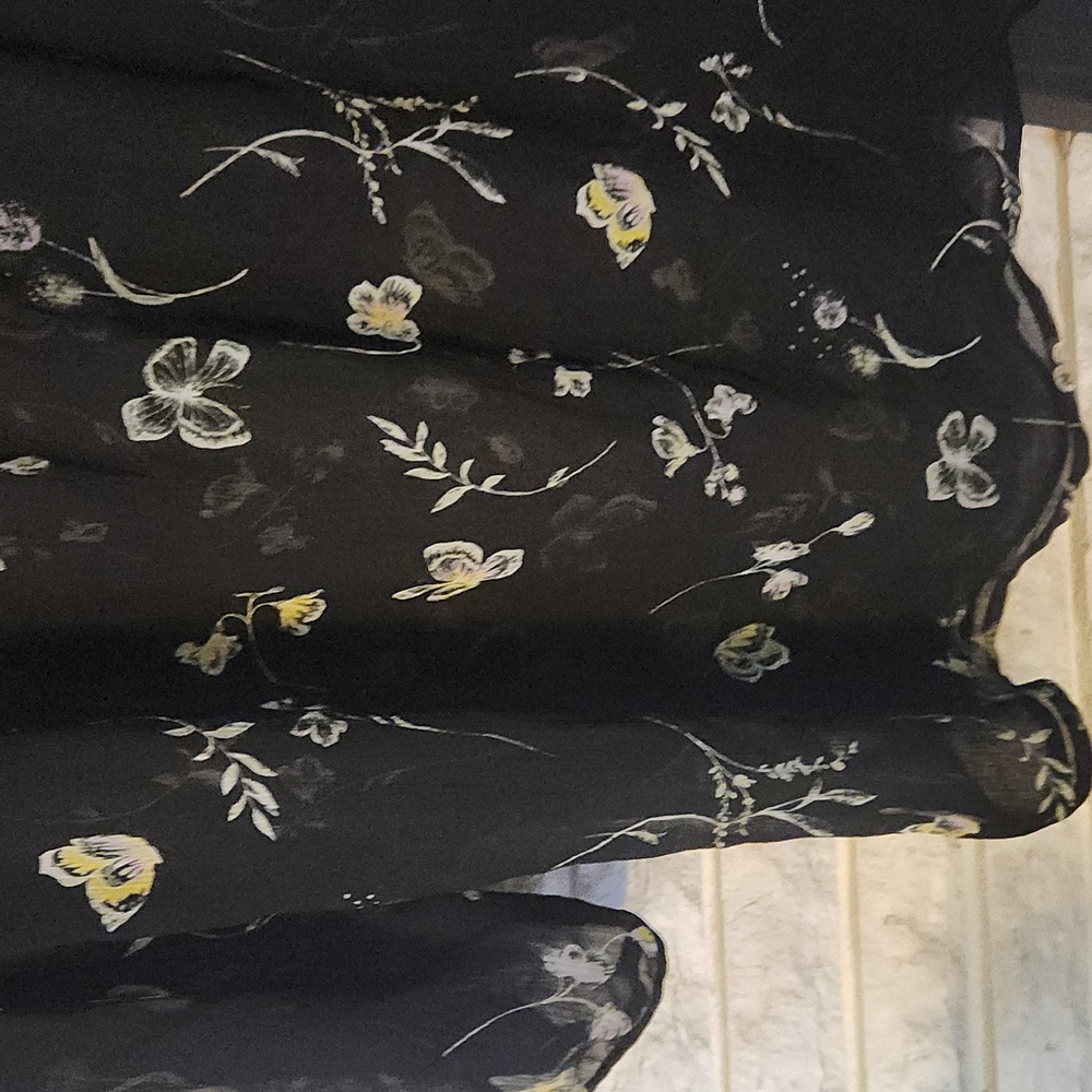 Blouse - Picture 2 of 4